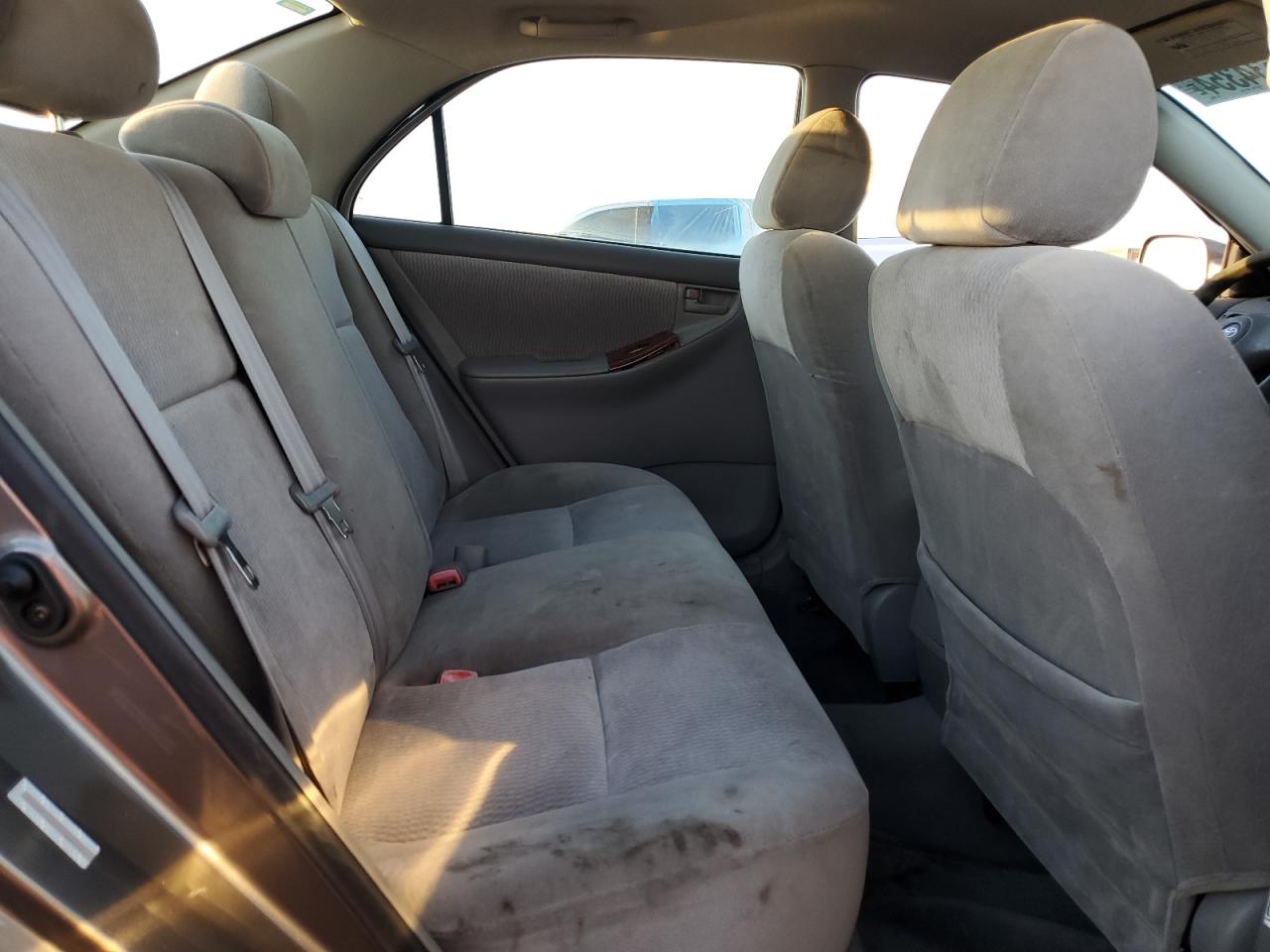 2005 Toyota Corolla - Image 10