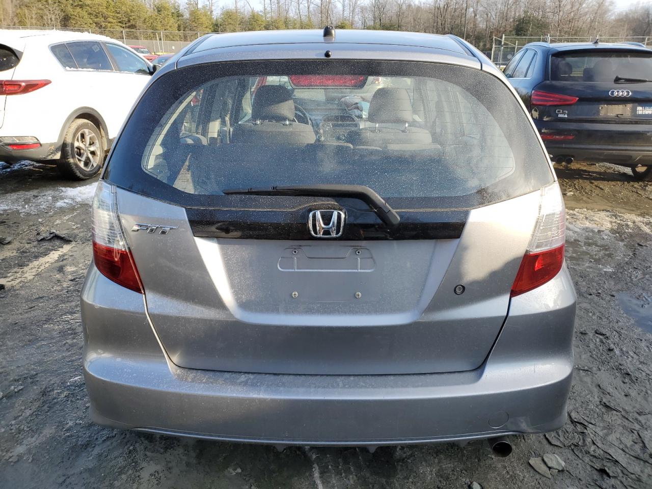 2010 Honda Fit - Image 6
