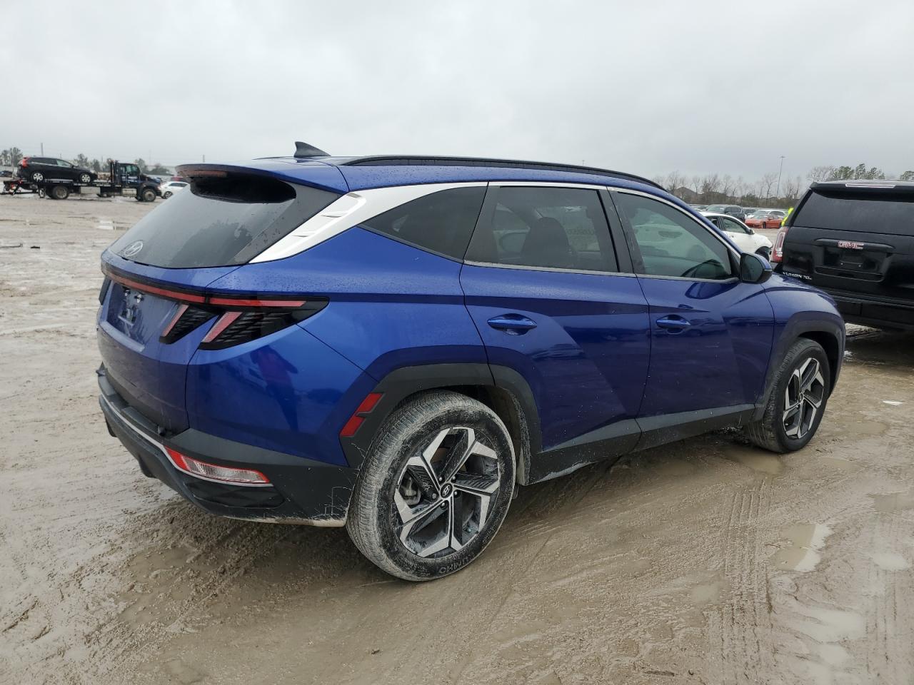 2022 Hyundai Tucson - Image 3