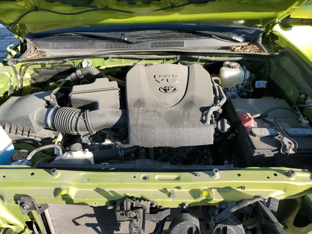 2022 Toyota Tacoma - Image 11