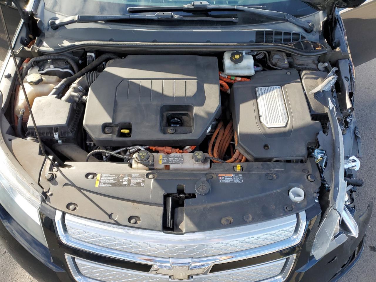2014 Chevrolet Volt - Image 13