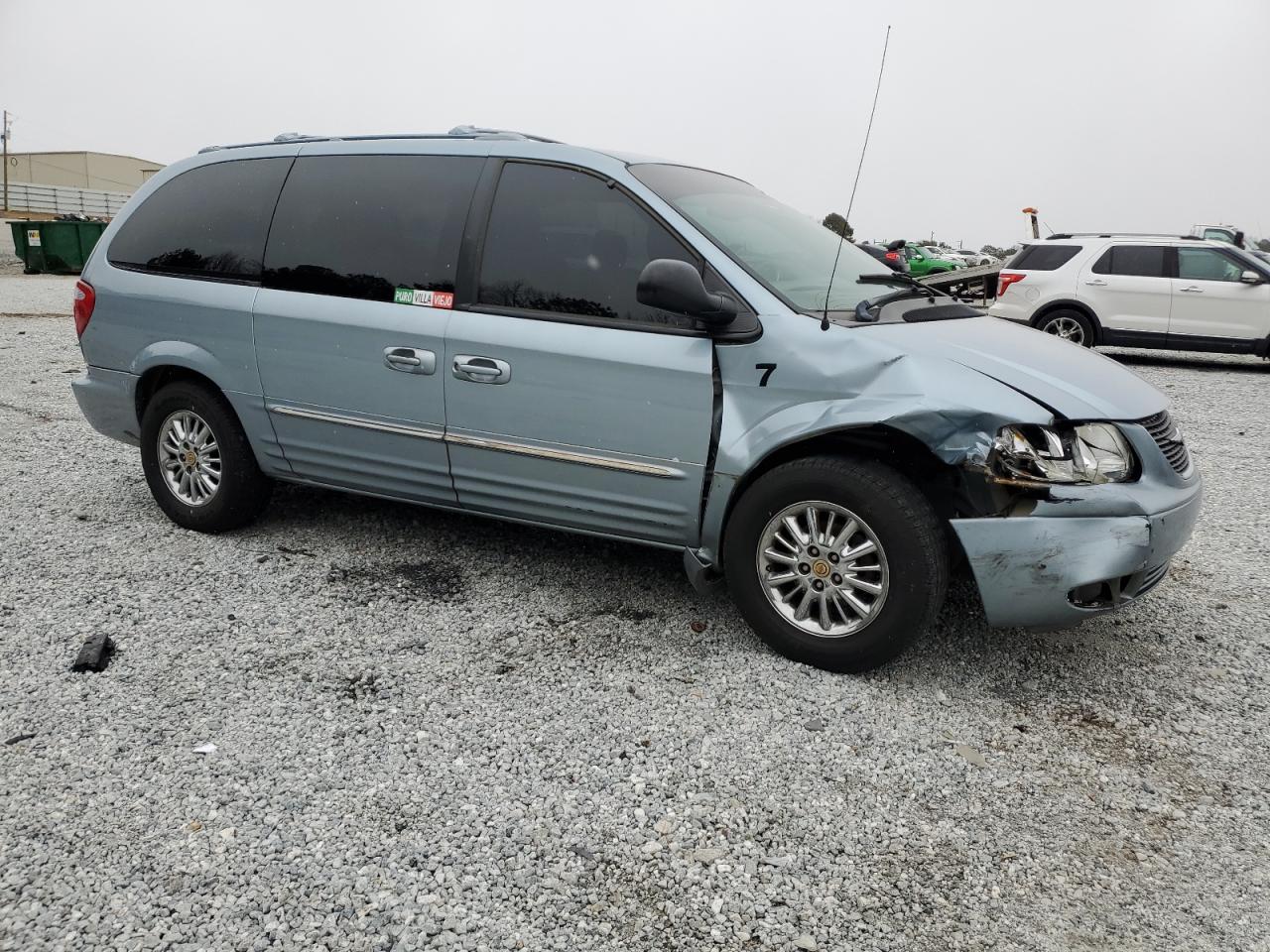 2002 Chrysler Town & Country - Image 4