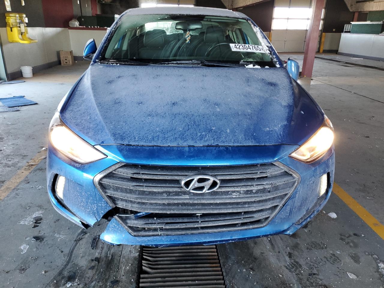 2017 Hyundai Elantra - Image 5