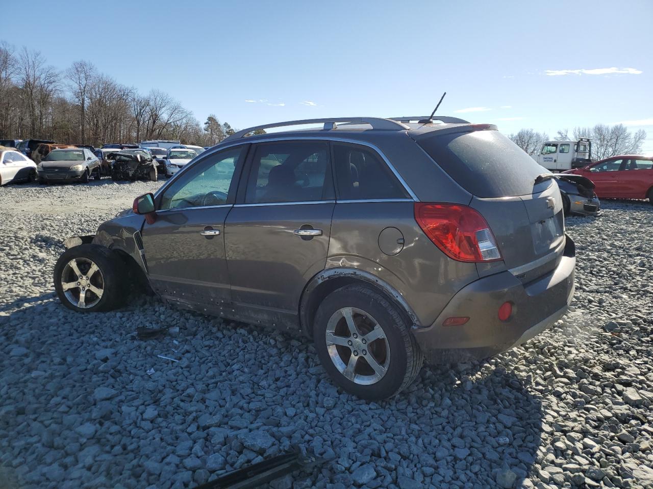 2014 Chevrolet Captiva - Image 2