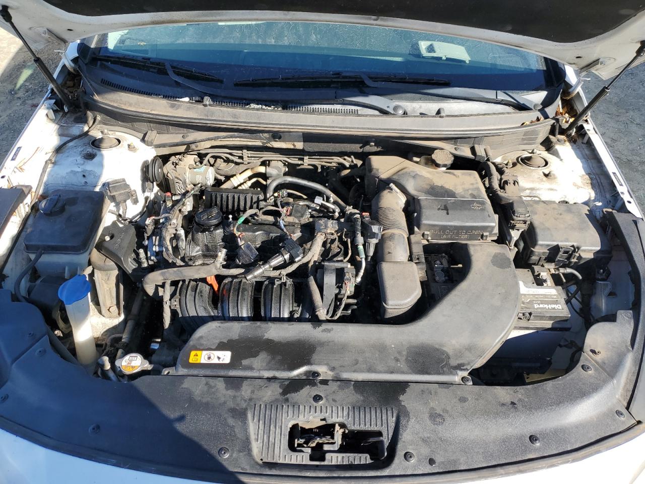 2016 Hyundai Sonata - Image 11