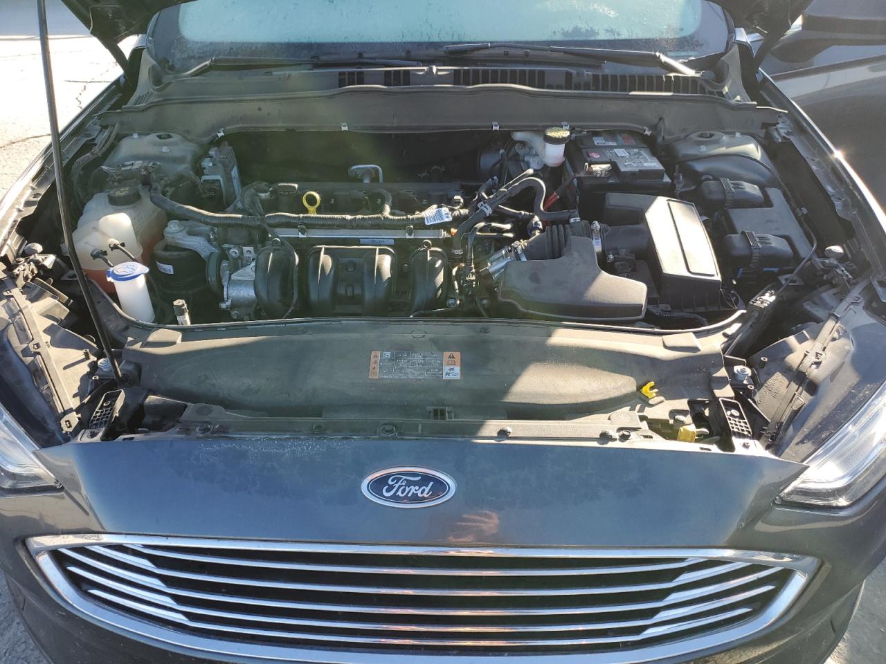 2019 Ford Fusion - Image 11