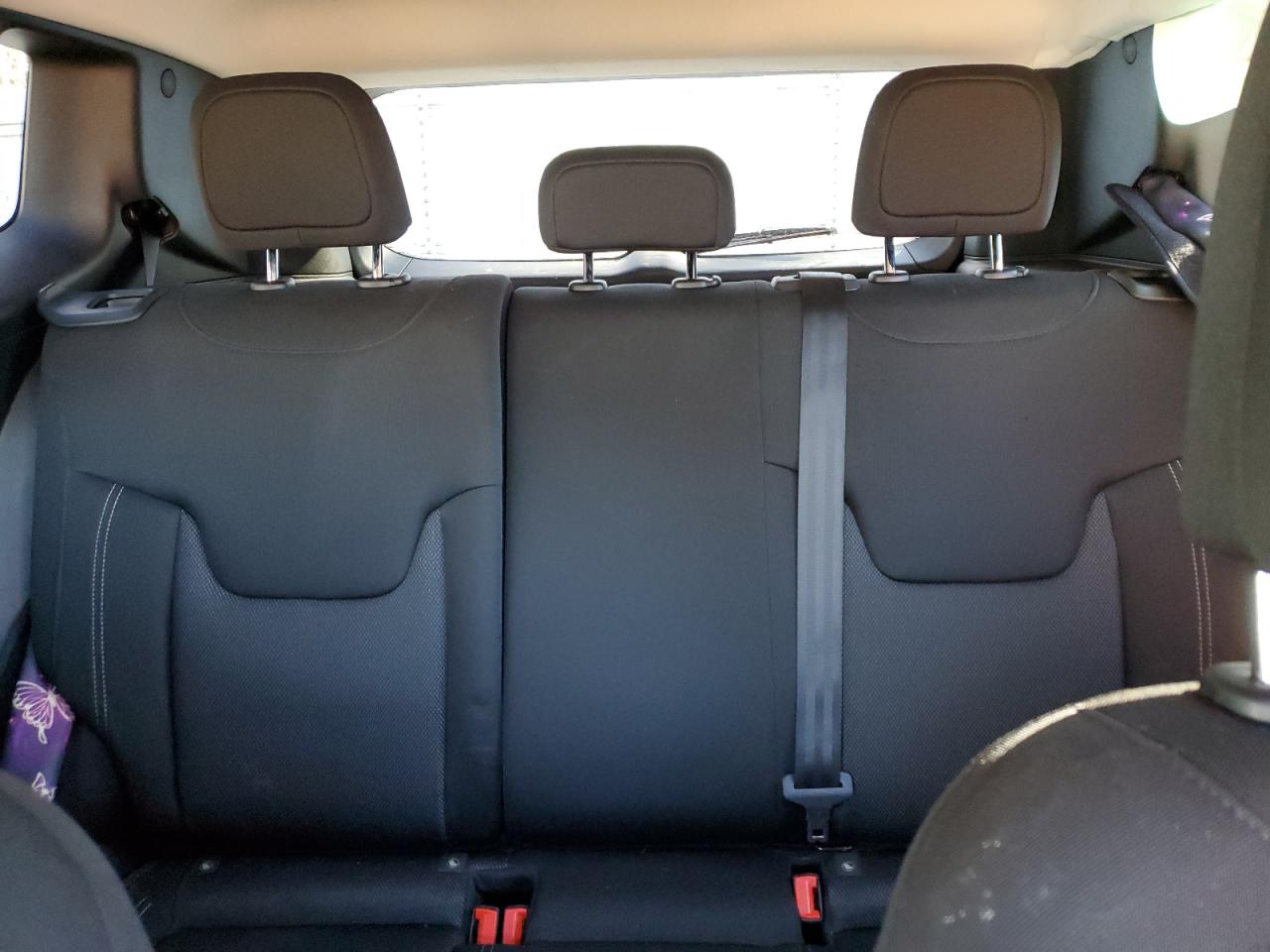 2021 Jeep Renegade - Image 10
