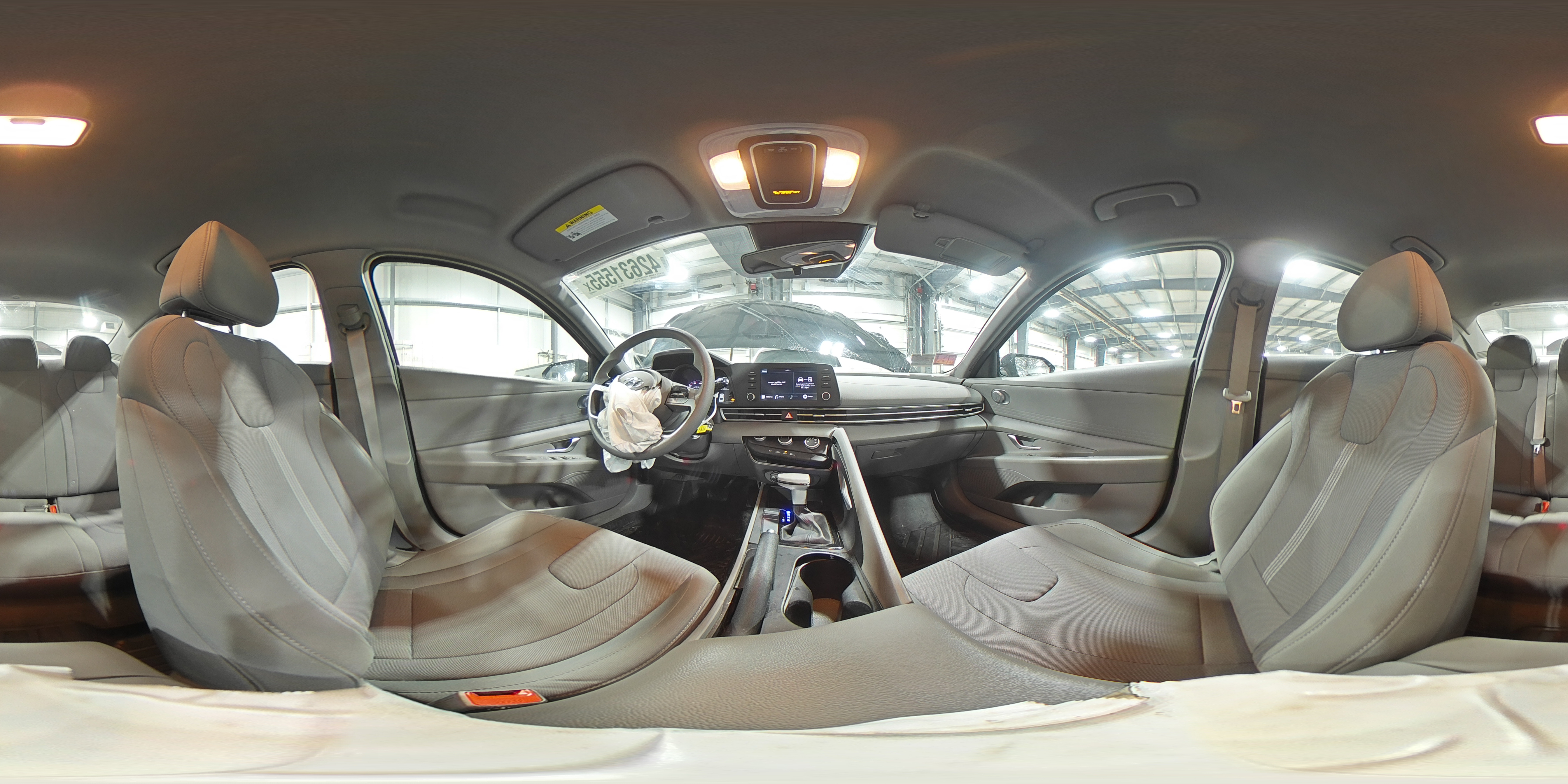 2023 Hyundai Elantra - Image 15