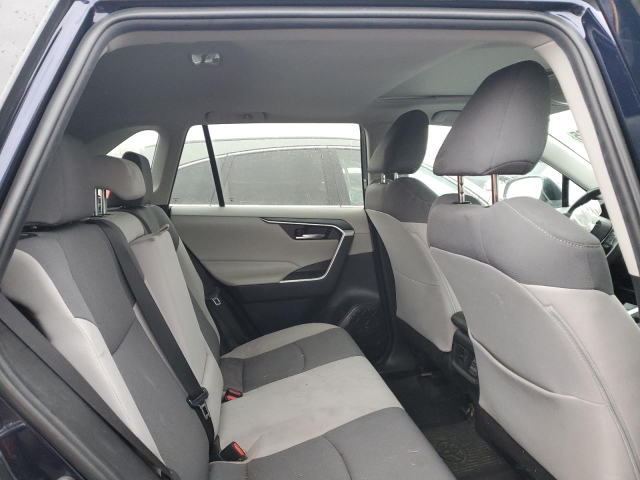 2019 Toyota RAV 4 - Image 10