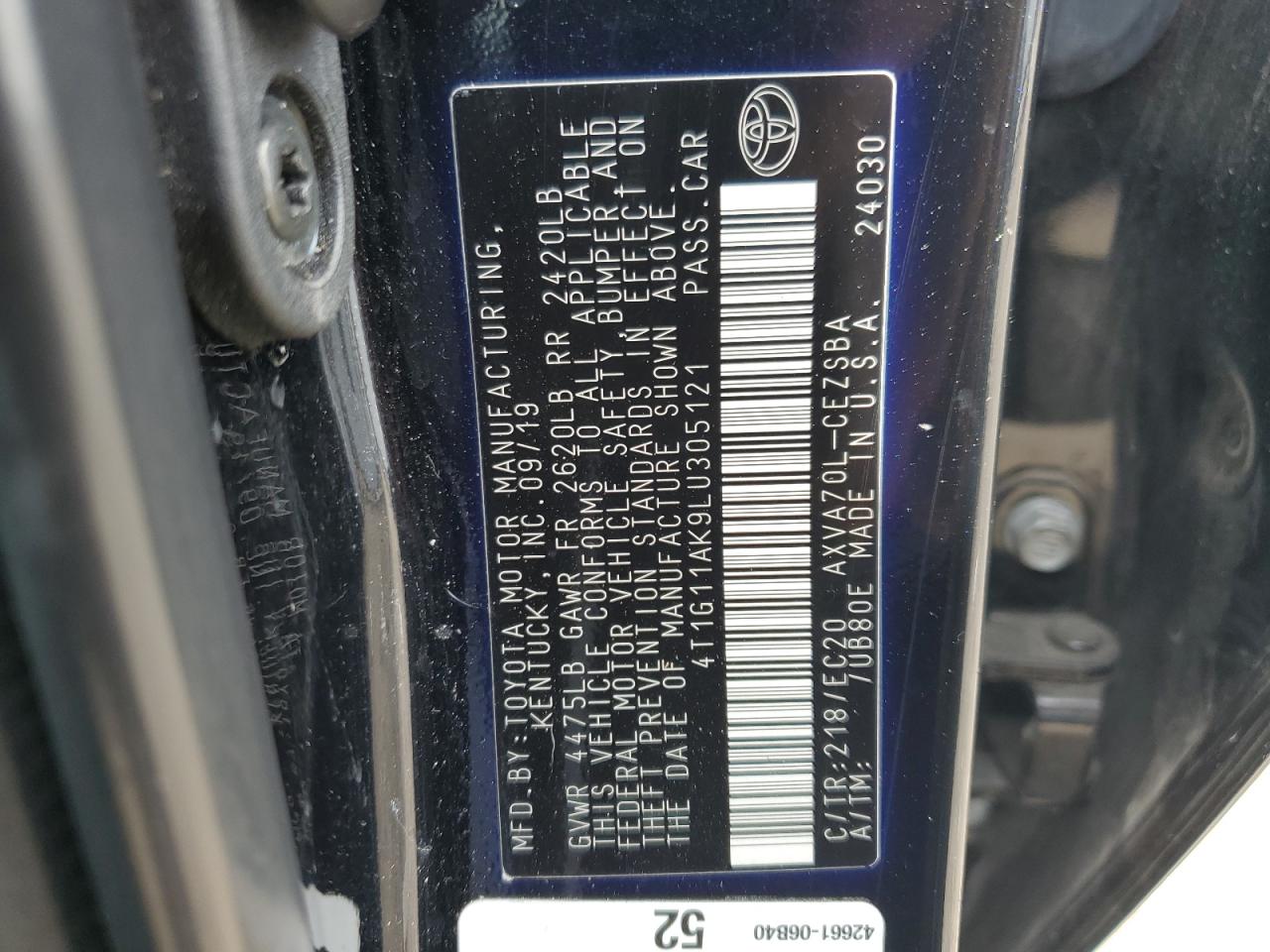 2020 Toyota Camry - Image 12