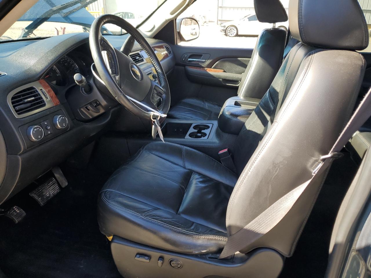 2007 Chevrolet Silverado - Image 7