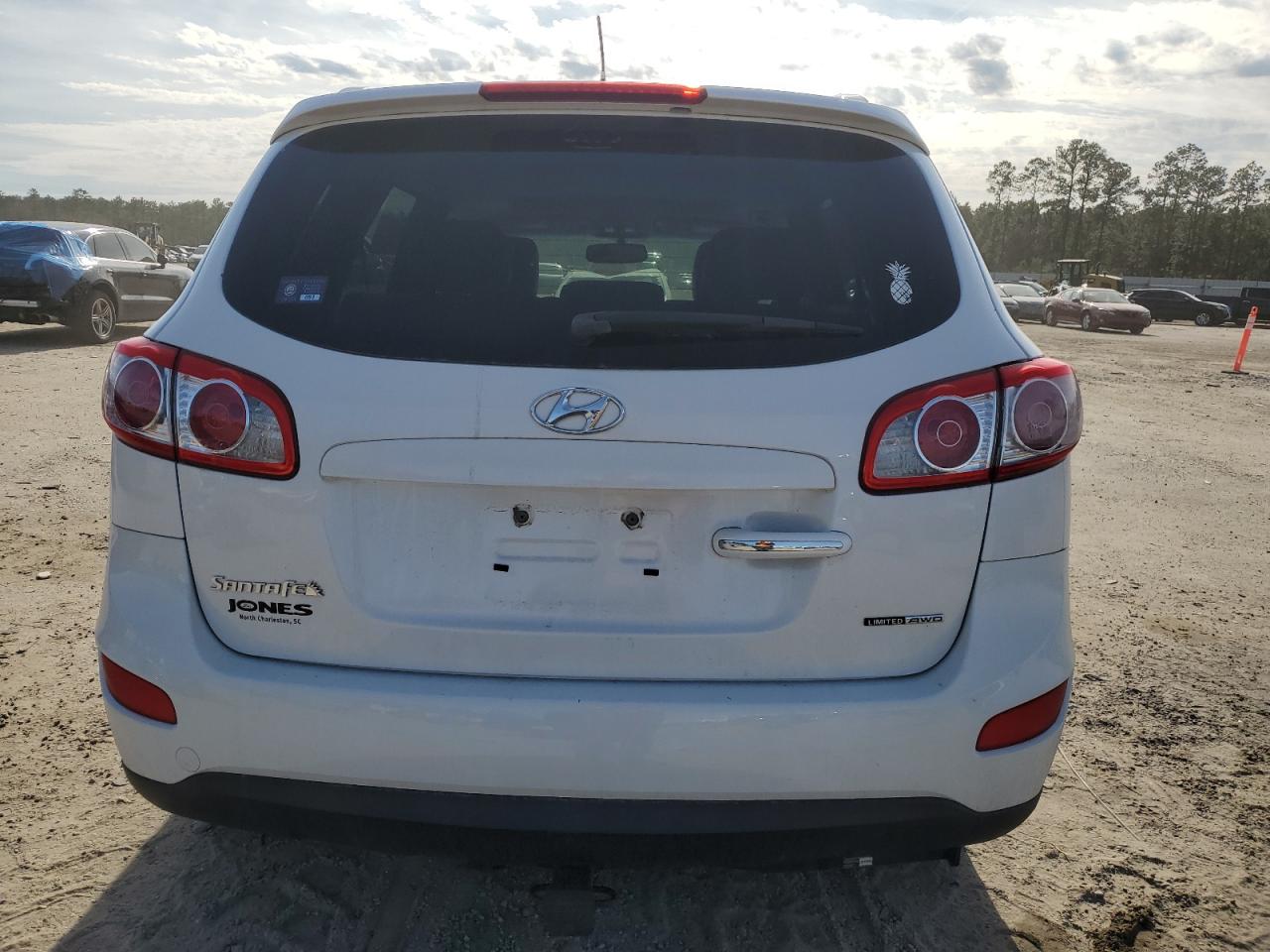 2012 Hyundai Santa Fe - Image 6