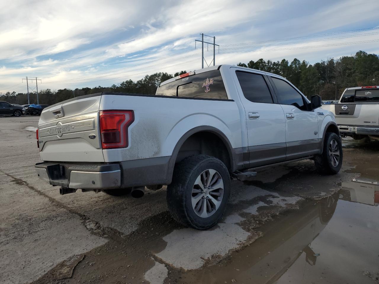 2015 Ford F-150 - Image 3