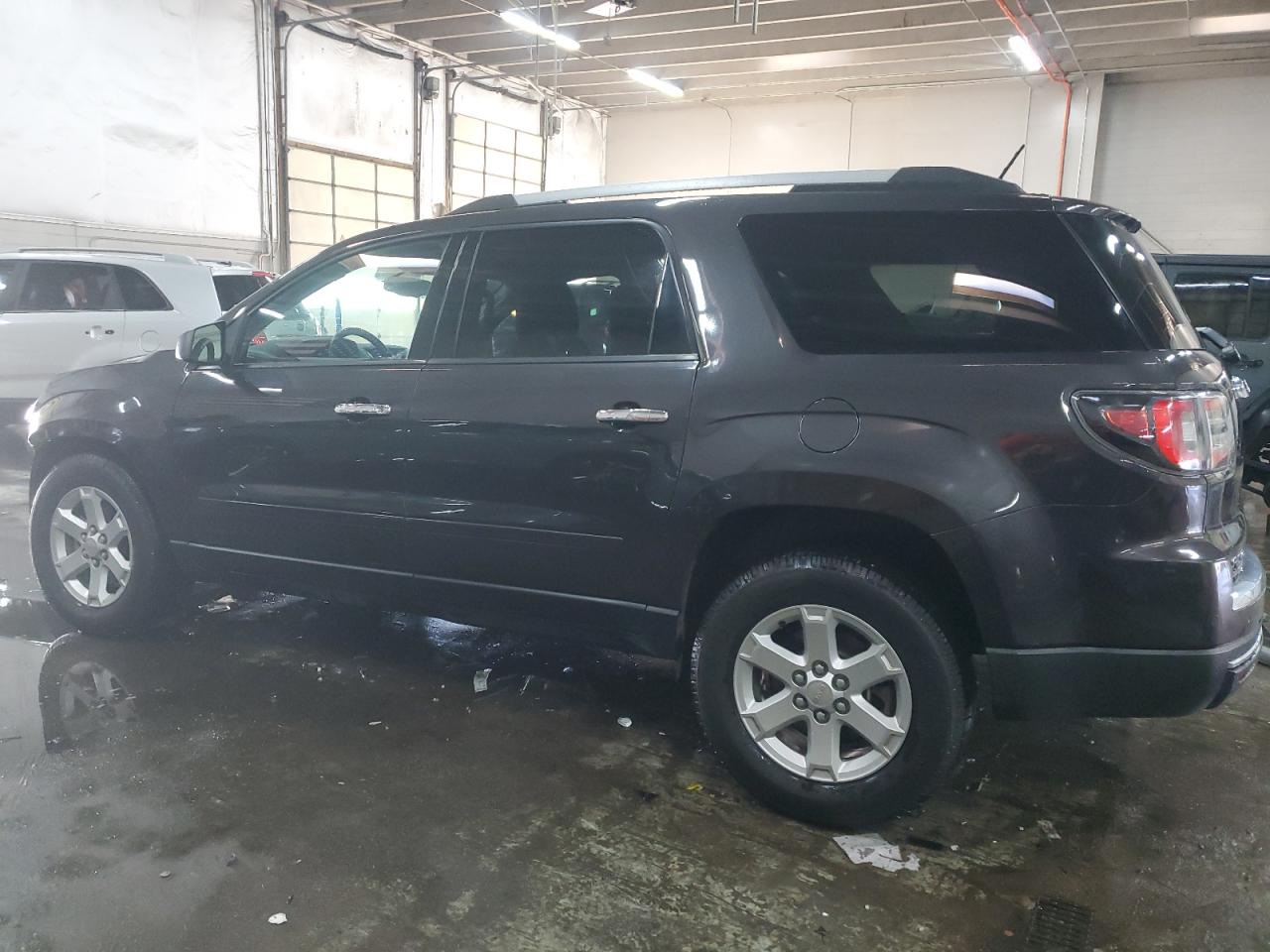 2015 GMC Acadia - Image 2