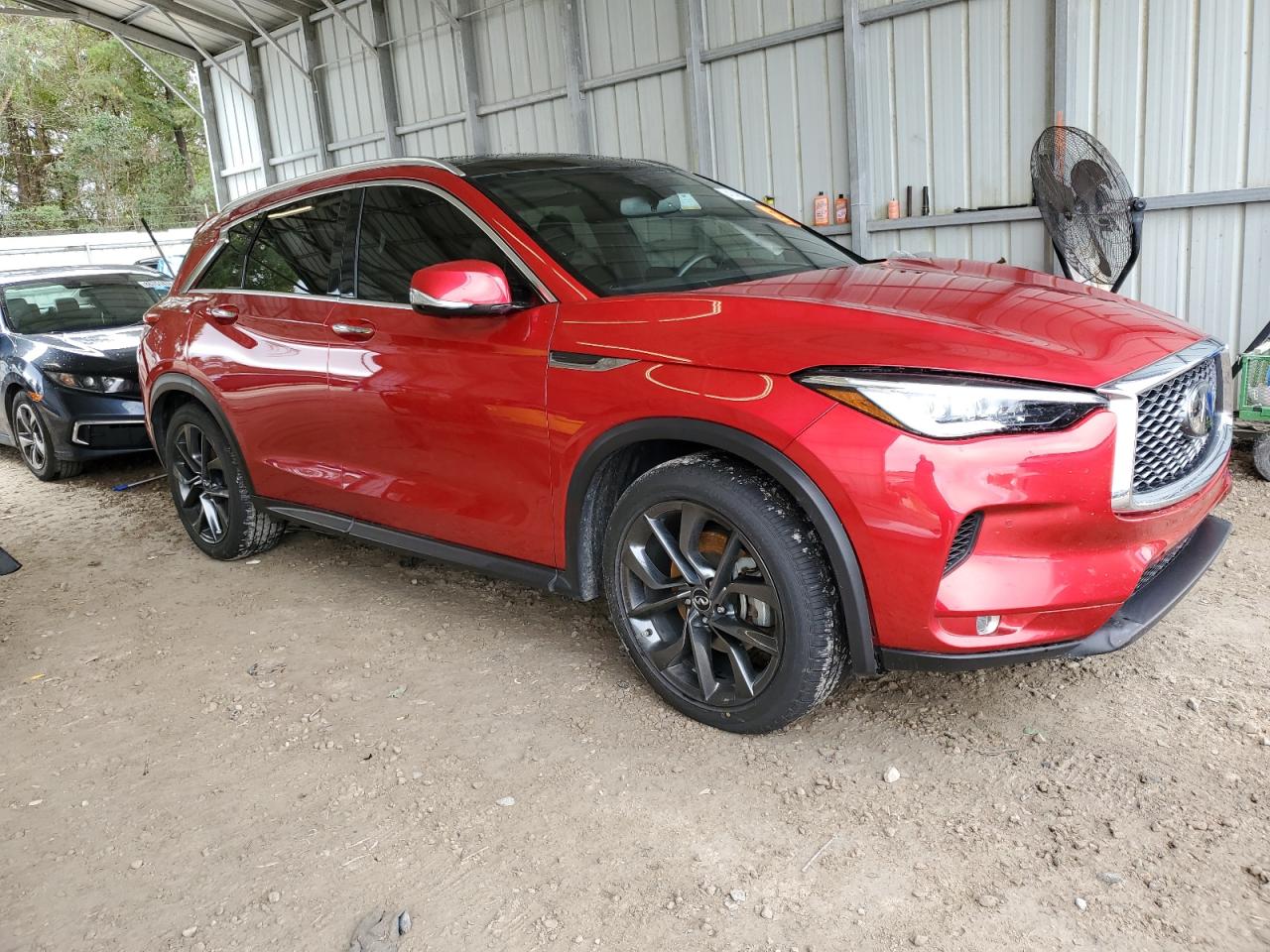 VIN 3PCAJ5M18KF103849 2019 INFINITI QX50 no.4