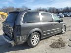 2016 Chrysler Town & Country Touring за продажба в Duryea, PA - Front End