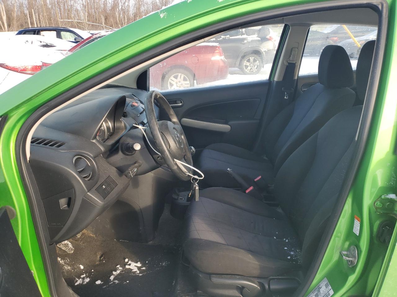 2011 Mazda 2 - Image 7