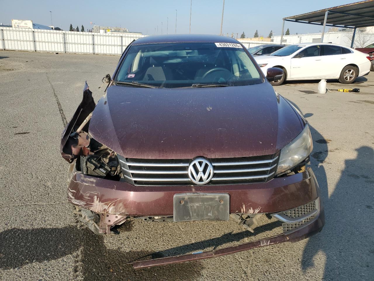 2014 Volkswagen Passat - Image 5