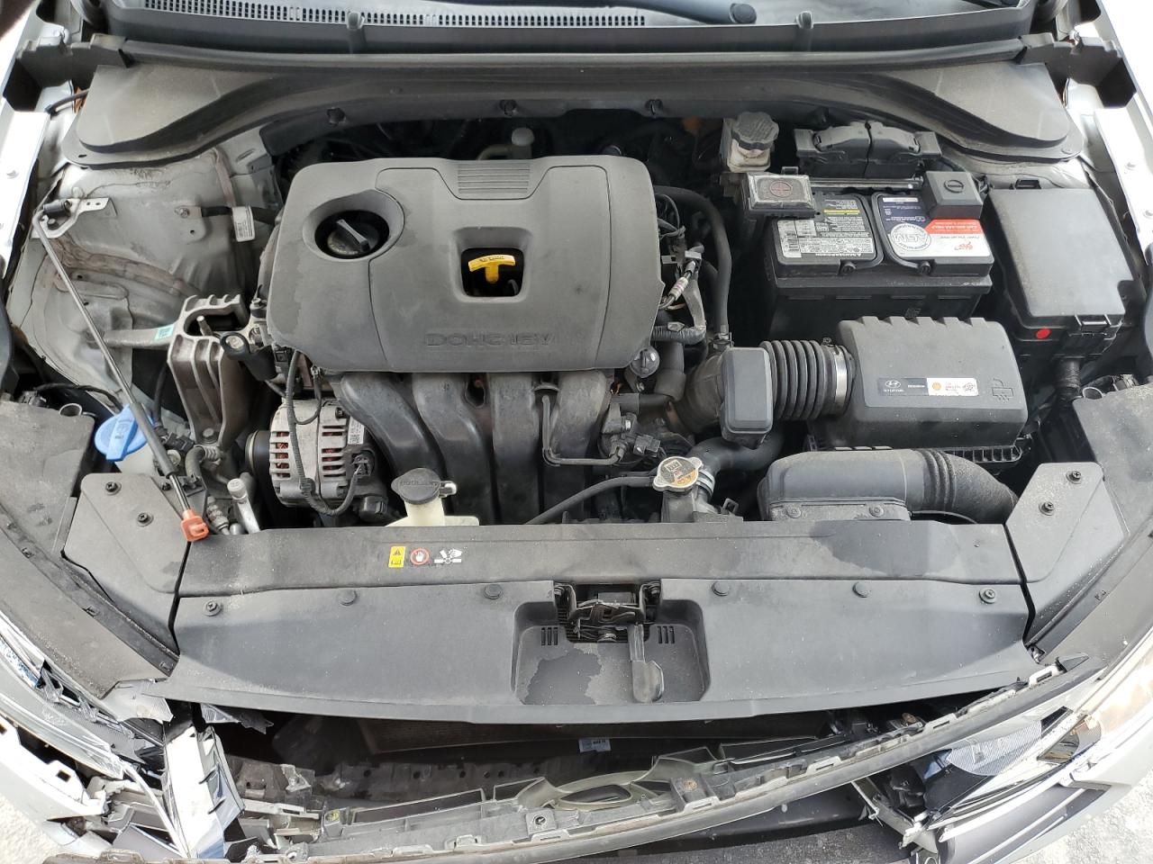 2019 Hyundai Elantra - Image 12