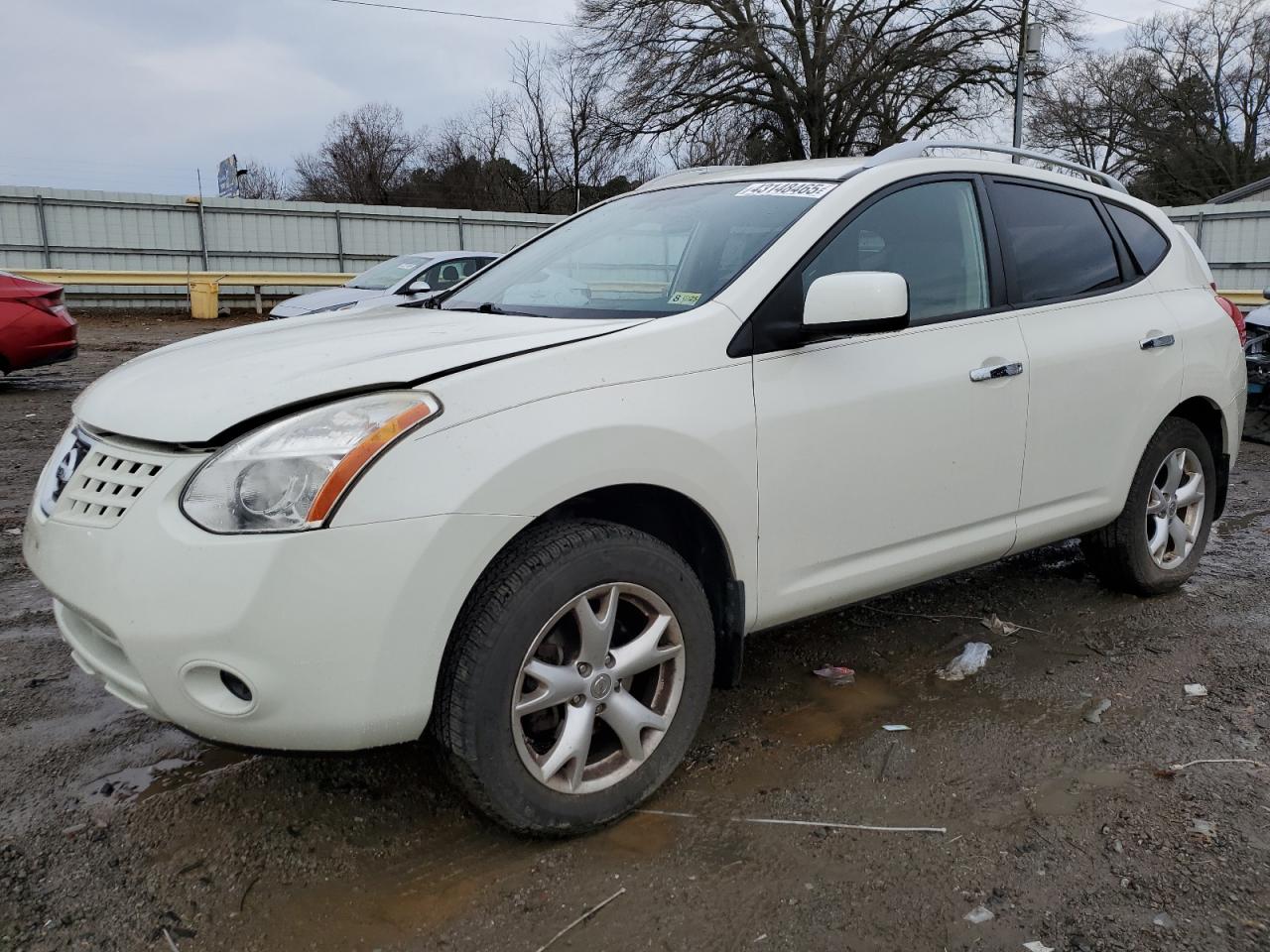 2010 Nissan Rogue - Image 1