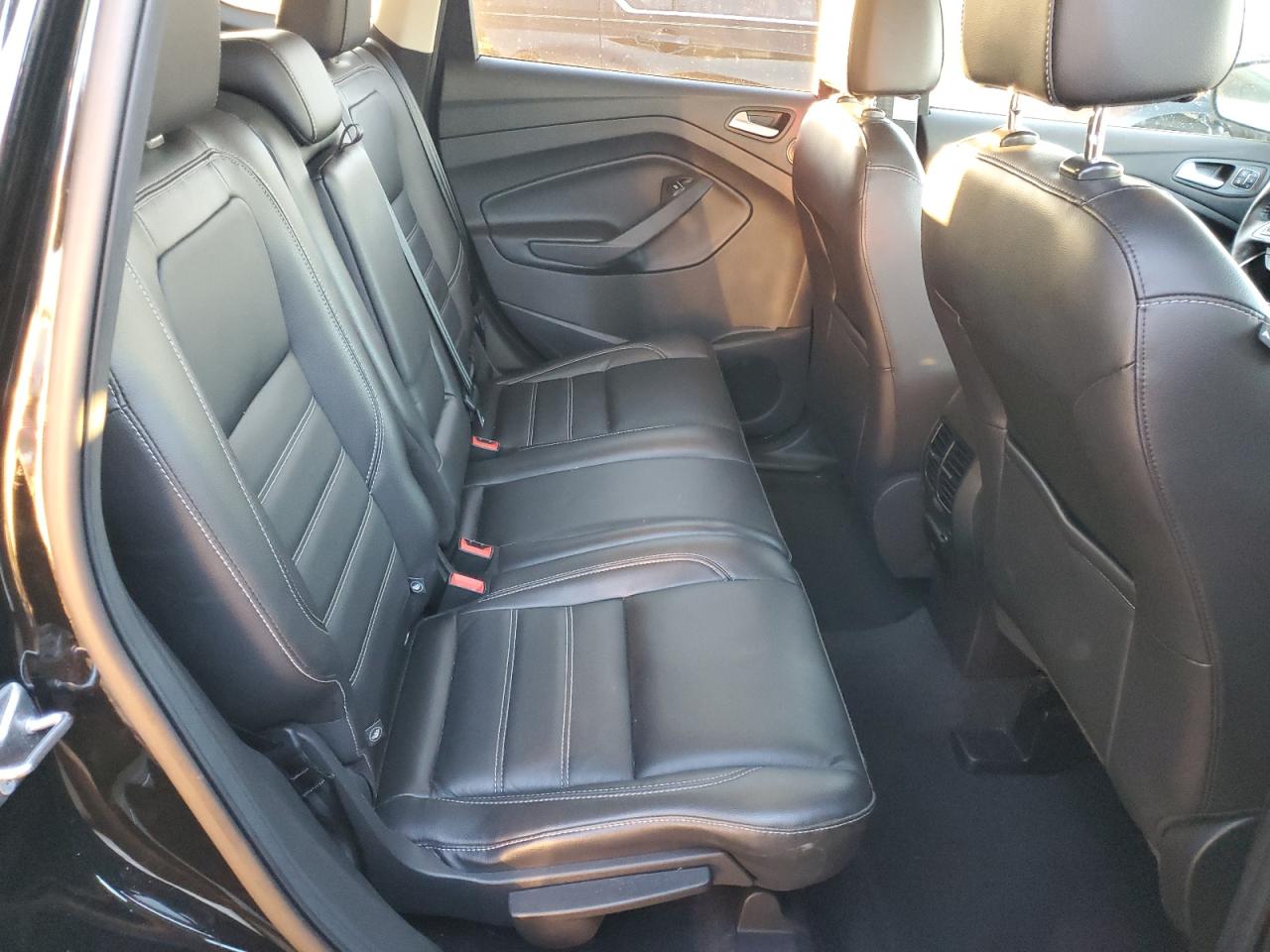 2017 Ford Escape - Image 11