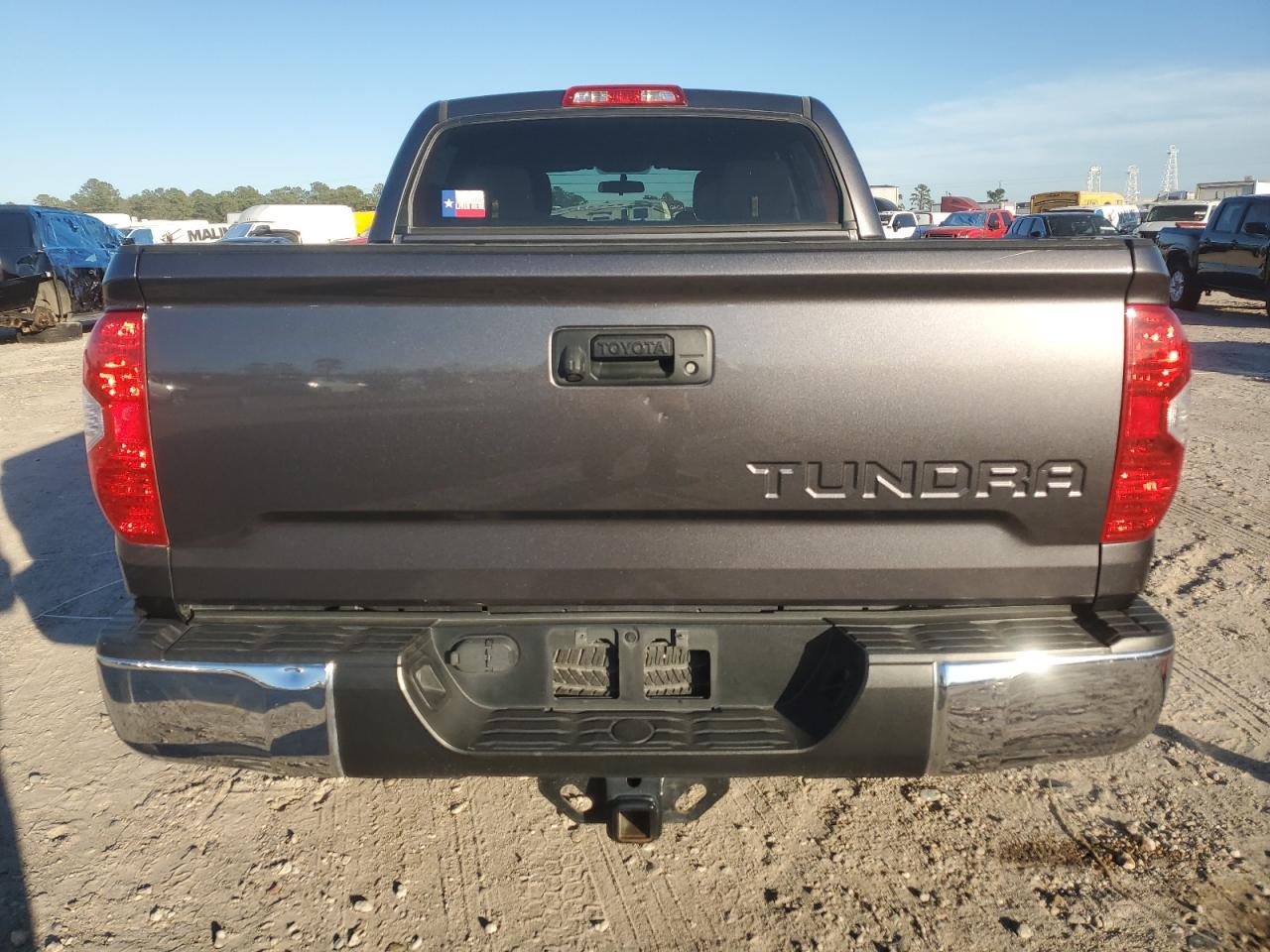 VIN 5TFEM5F13HX120210 2017 TOYOTA TUNDRA no.6