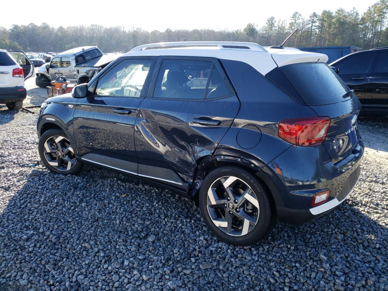 2023 Hyundai Venue - Image 2