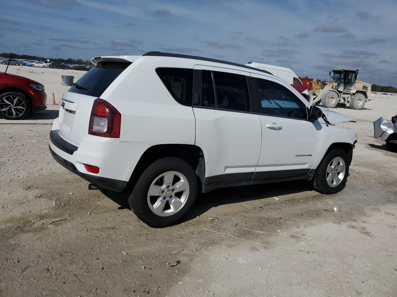 2014 Jeep Compass - Image 3