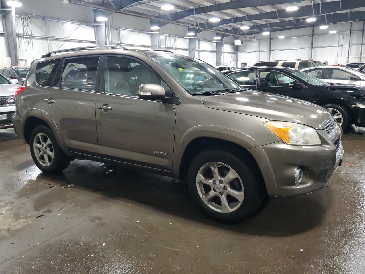 2009 Toyota RAV 4 - Image 4