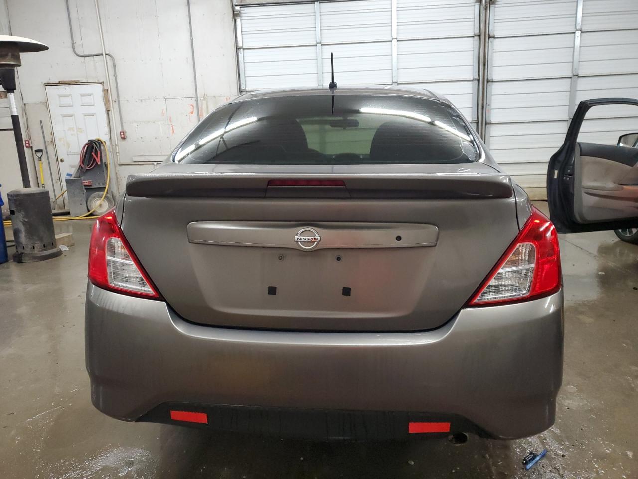 2015 Nissan Versa - Image 6