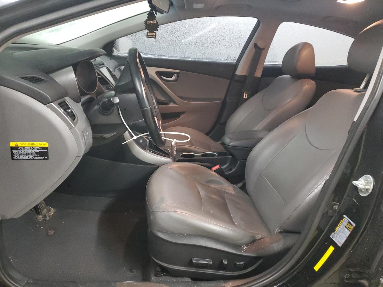 2016 Hyundai Elantra - Image 7