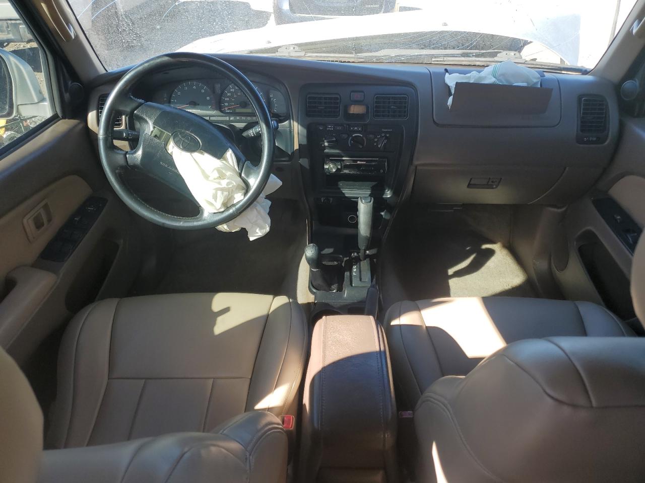 2001 Toyota 4Runner - Image 8