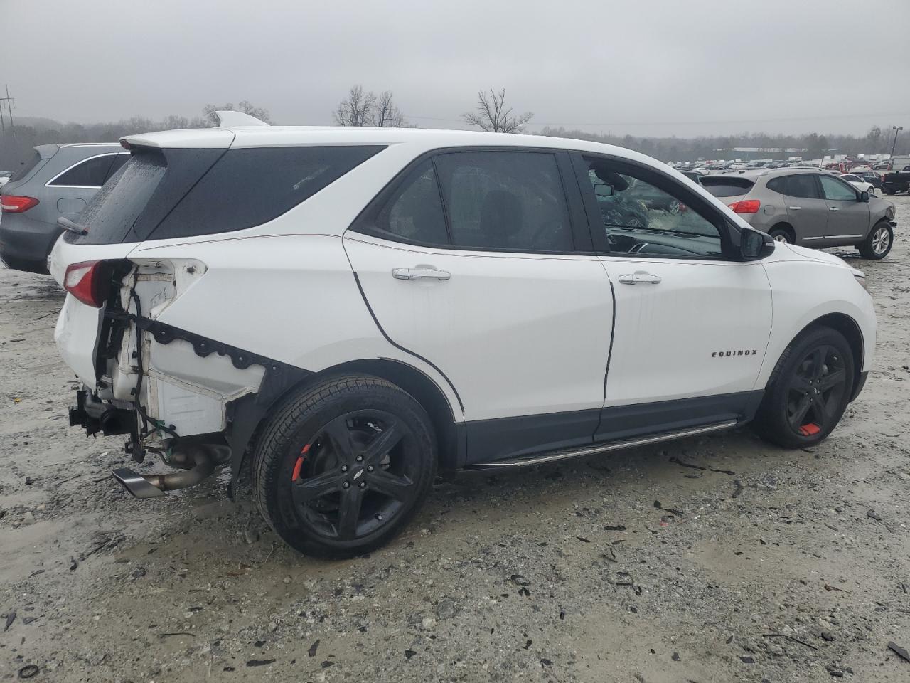 2020 Chevrolet Equinox - Image 3