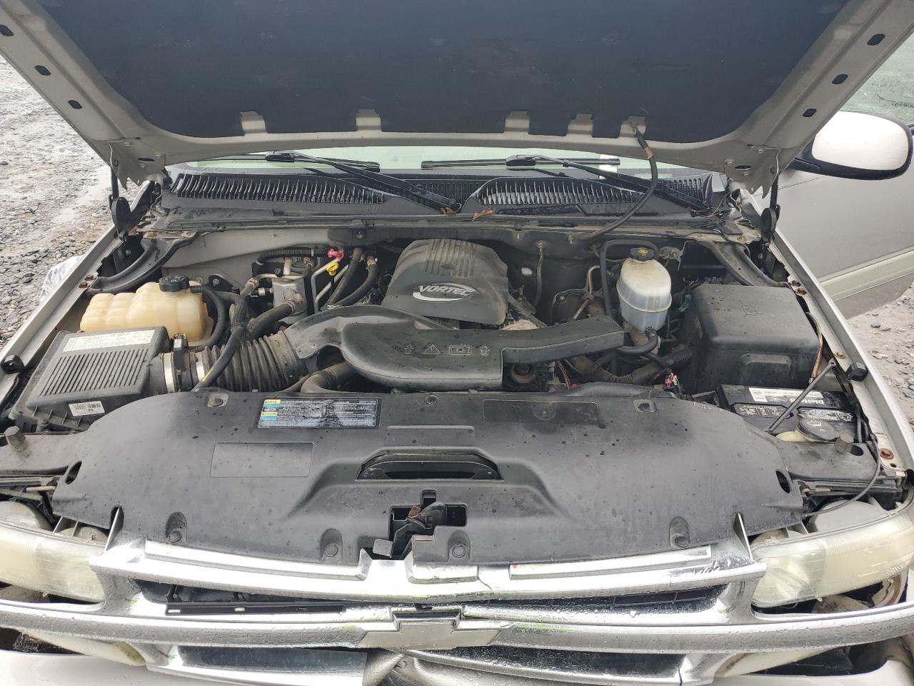2006 Chevrolet Suburban - Image 12
