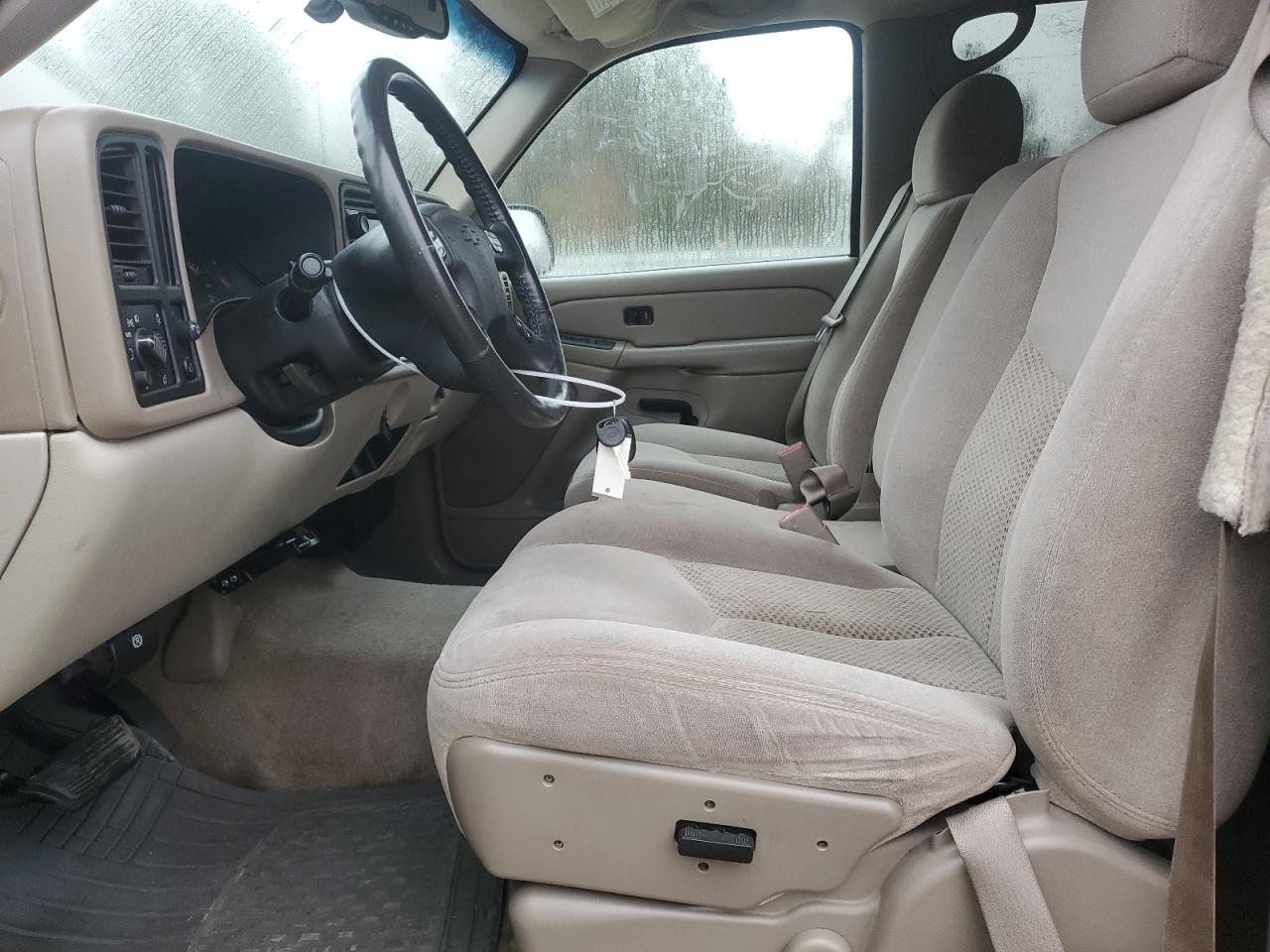 2006 Chevrolet Tahoe - Image 7