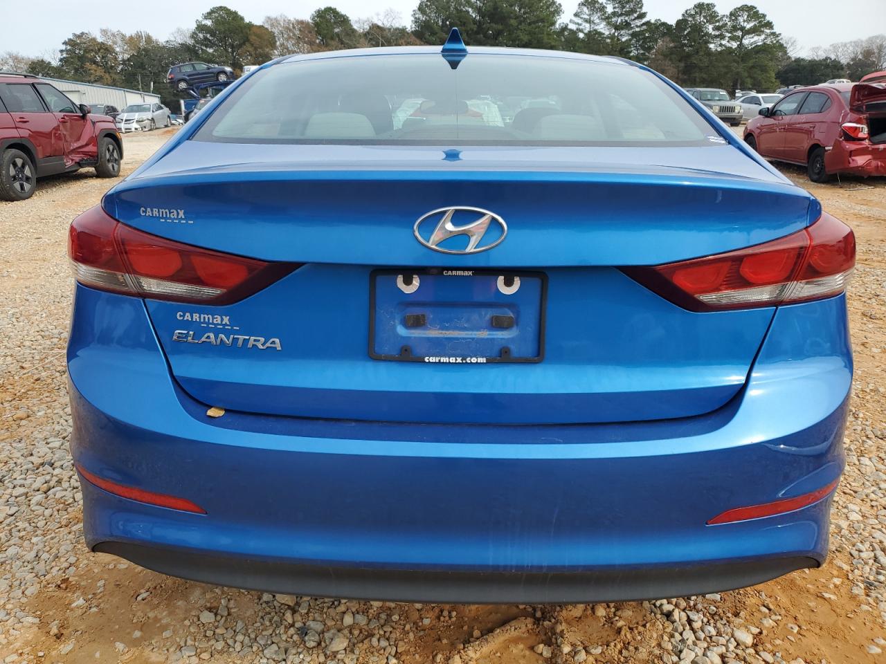 2017 Hyundai Elantra - Image 6
