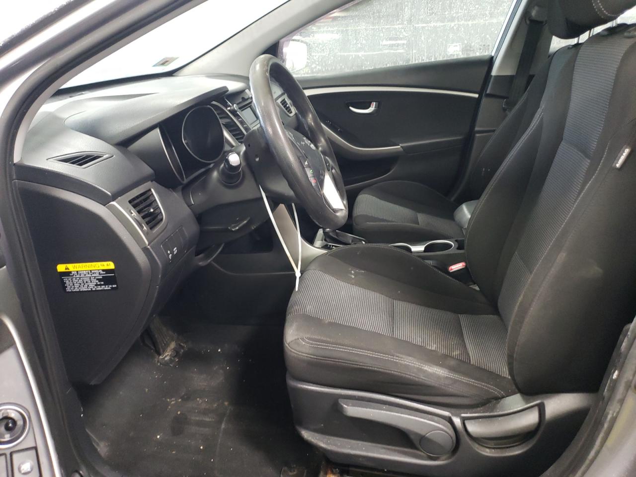 2013 Hyundai Elantra - Image 7