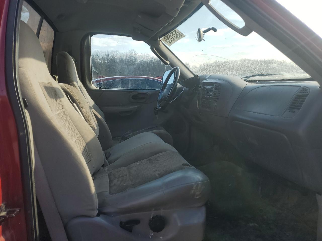 2004 Ford F-150 - Image 10