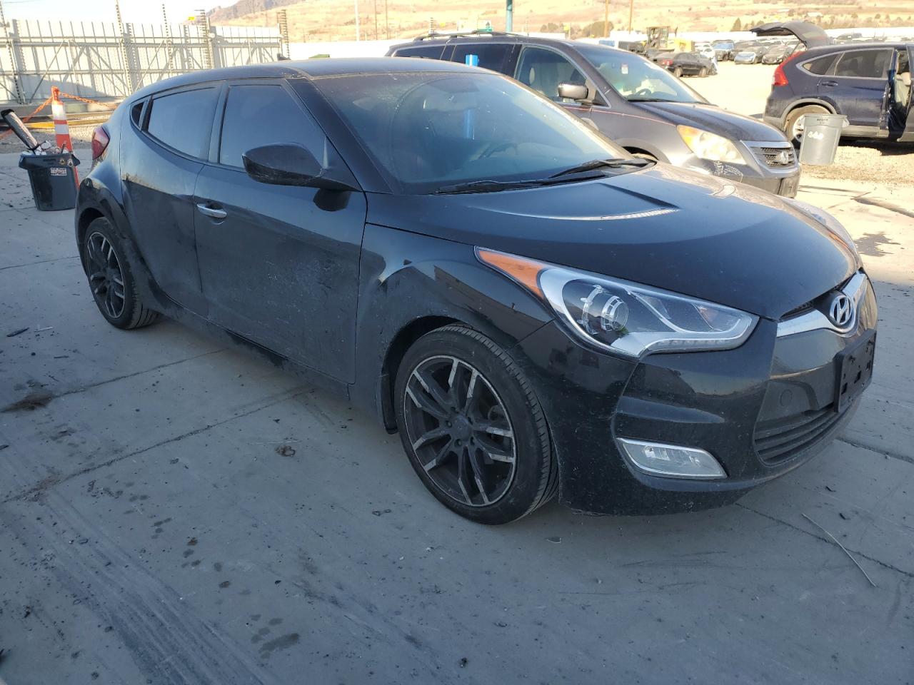 2015 Hyundai Veloster - Image 4