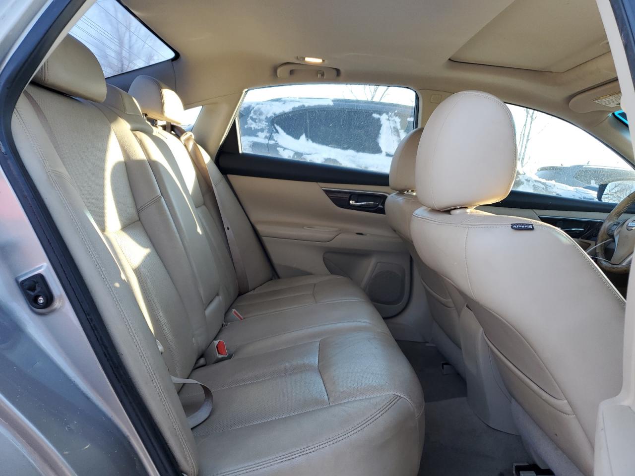 2014 Nissan Altima - Image 10