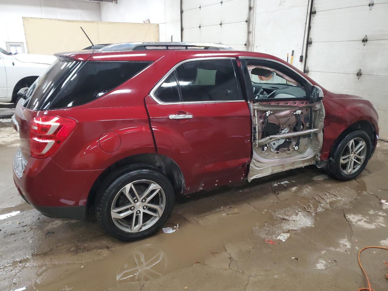2017 Chevrolet Equinox - Image 3
