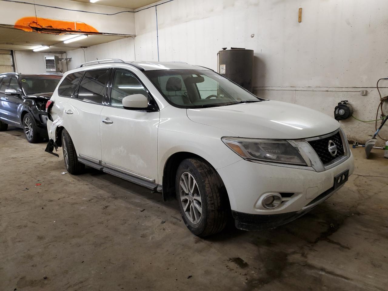 2014 Nissan Pathfinder - Image 4