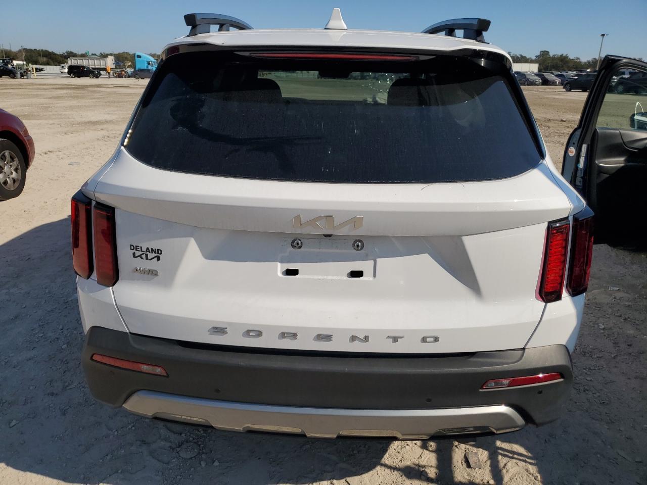 2022 Kia Sorento - Image 6