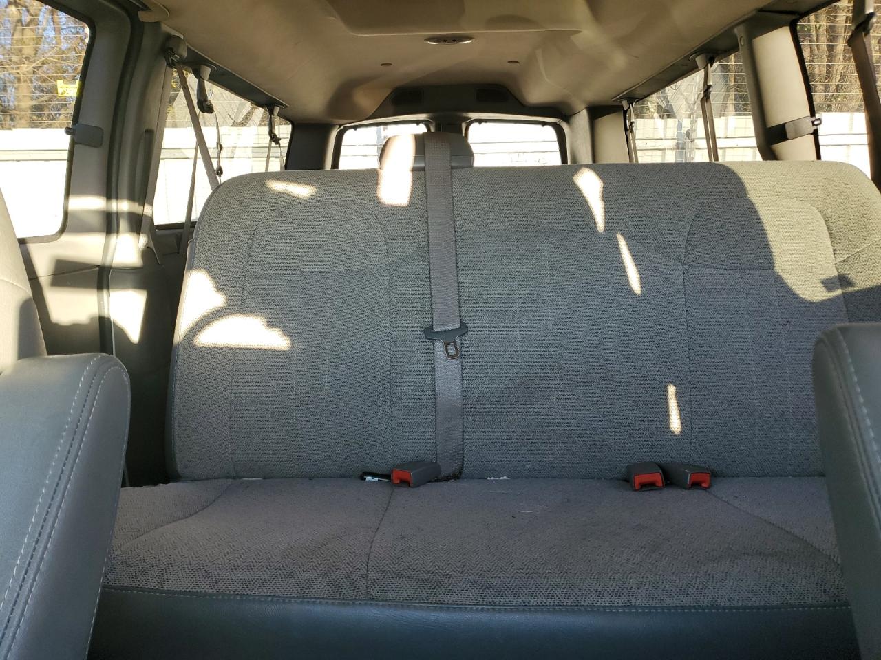 2019 Chevrolet Express - Image 10