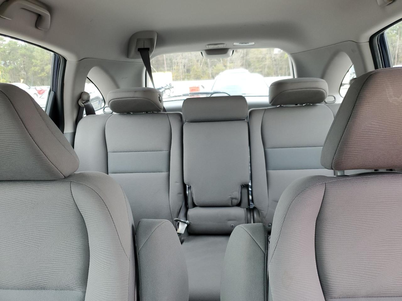 2010 Honda CR-V - Image 10