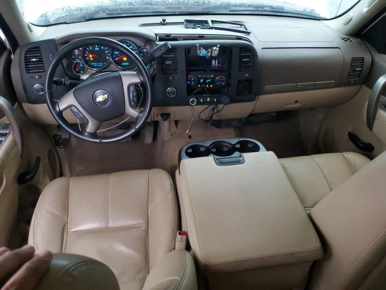 2013 Chevrolet Silverado - Image 8