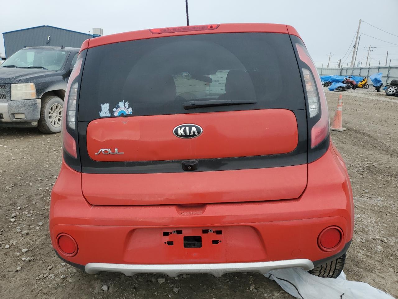 VIN KNDJP3A50H7426687 2017 KIA SOUL no.6