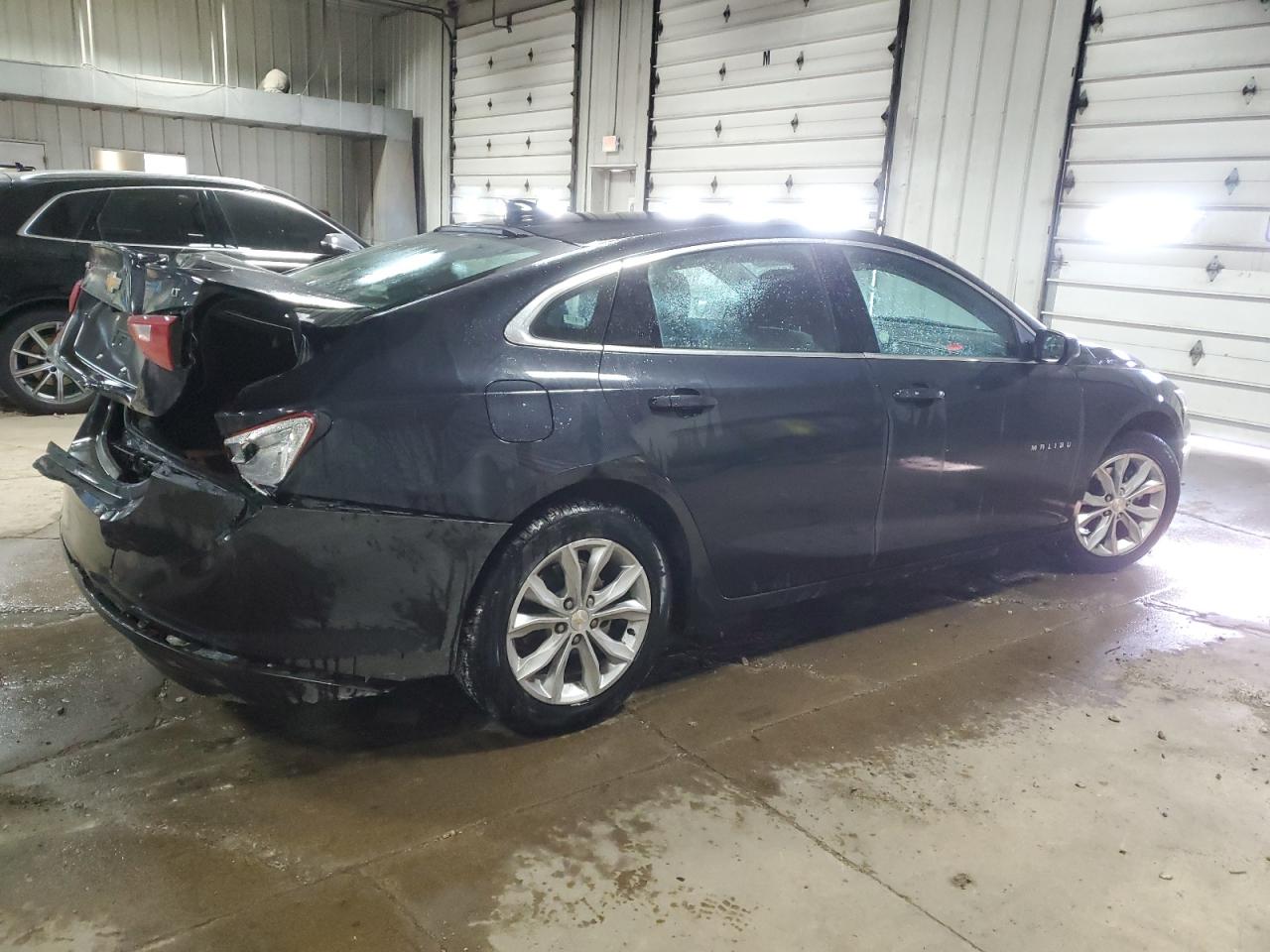 2023 Chevrolet Malibu - Image 3