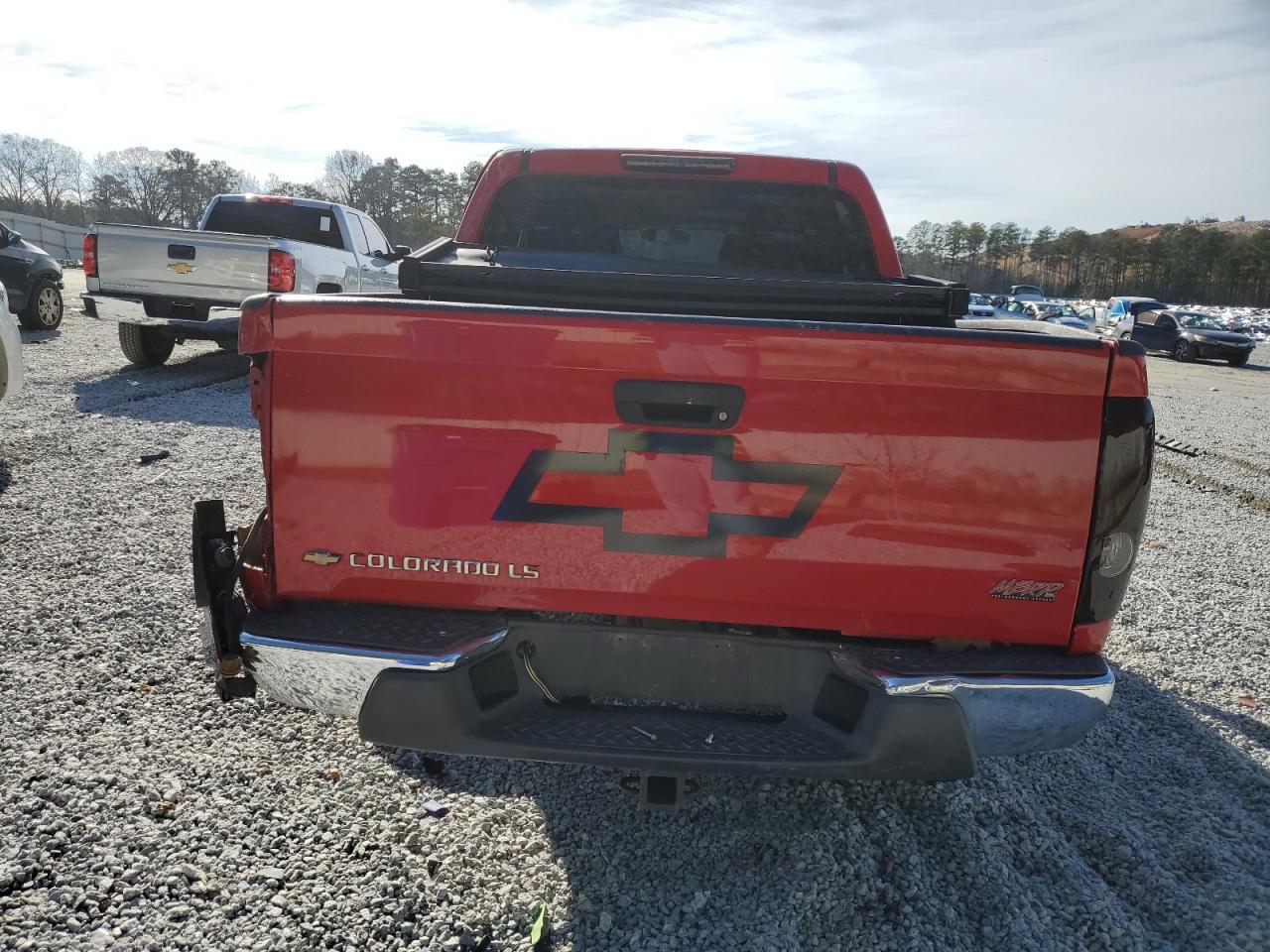 2004 Chevrolet Colorado - Image 6