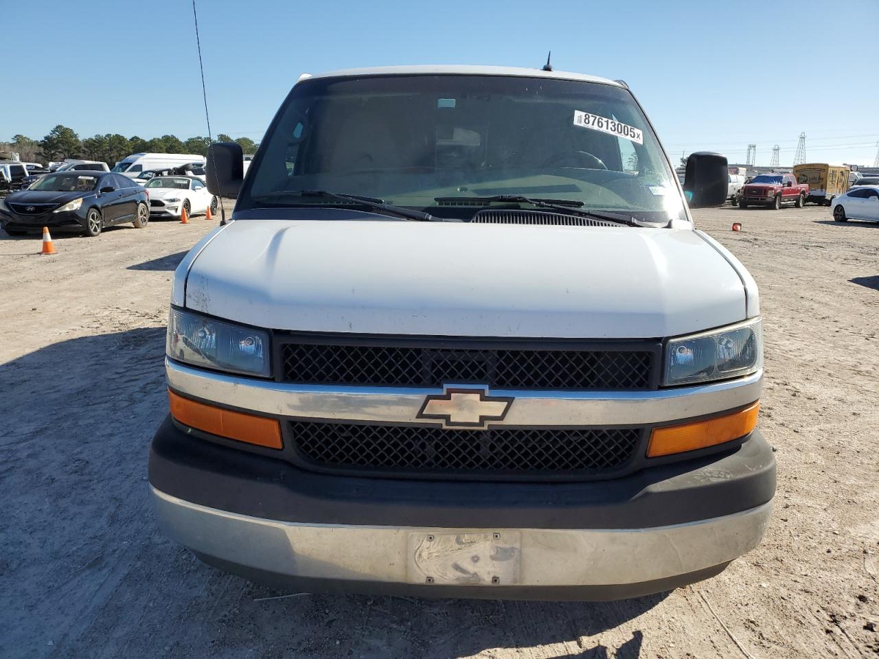 2013 Chevrolet Express - Image 5